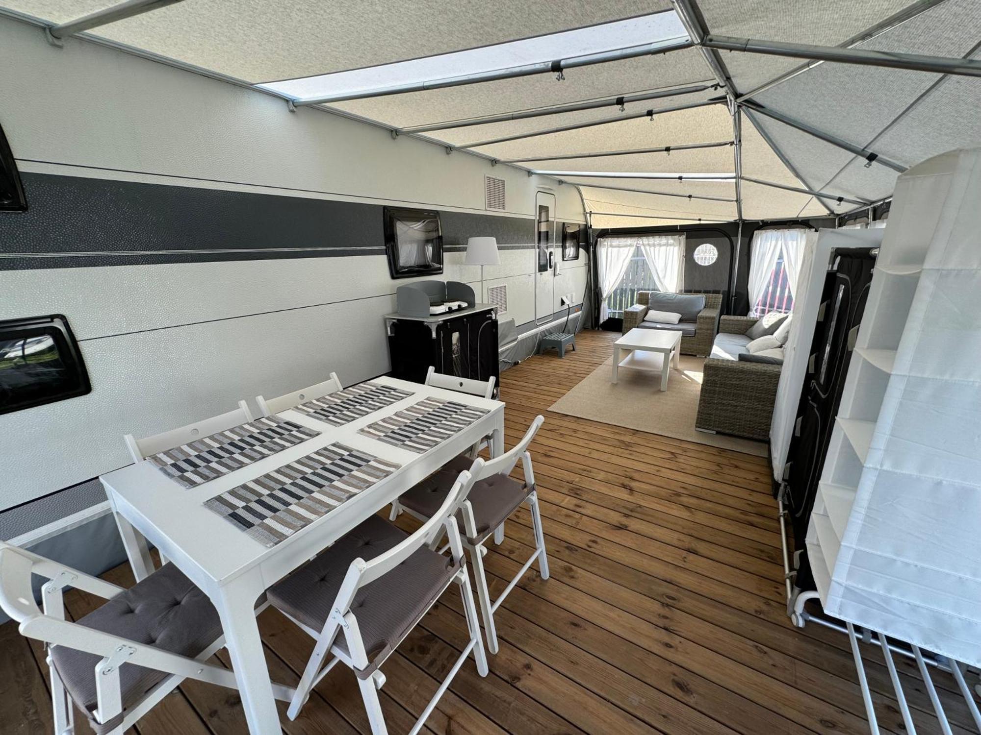 Przyczepa 2022 Molo Surf Villa Ястарня Екстериор снимка